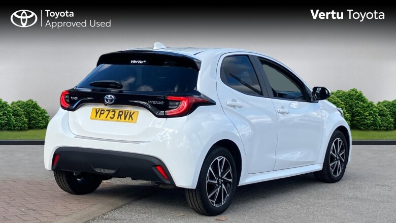 Toyota Yaris 1.5 Hybrid Design 5dr CVT Hybrid Hatchback